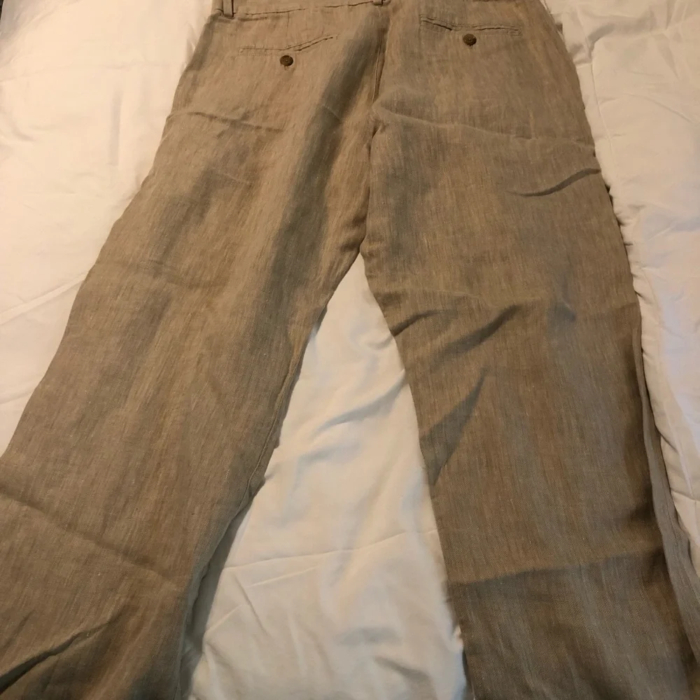 Banana Republic Classic Linen Pants, Men size 34x30 Measurements are in photos